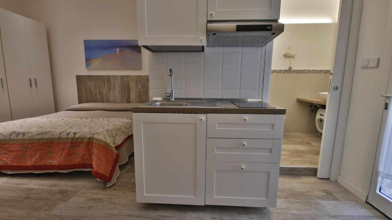 Casa Levante A 75 Mt Dalla Spiaggia Monopoli Exteriör bild