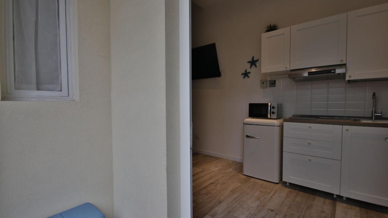 Casa Levante A 75 Mt Dalla Spiaggia Monopoli Exteriör bild