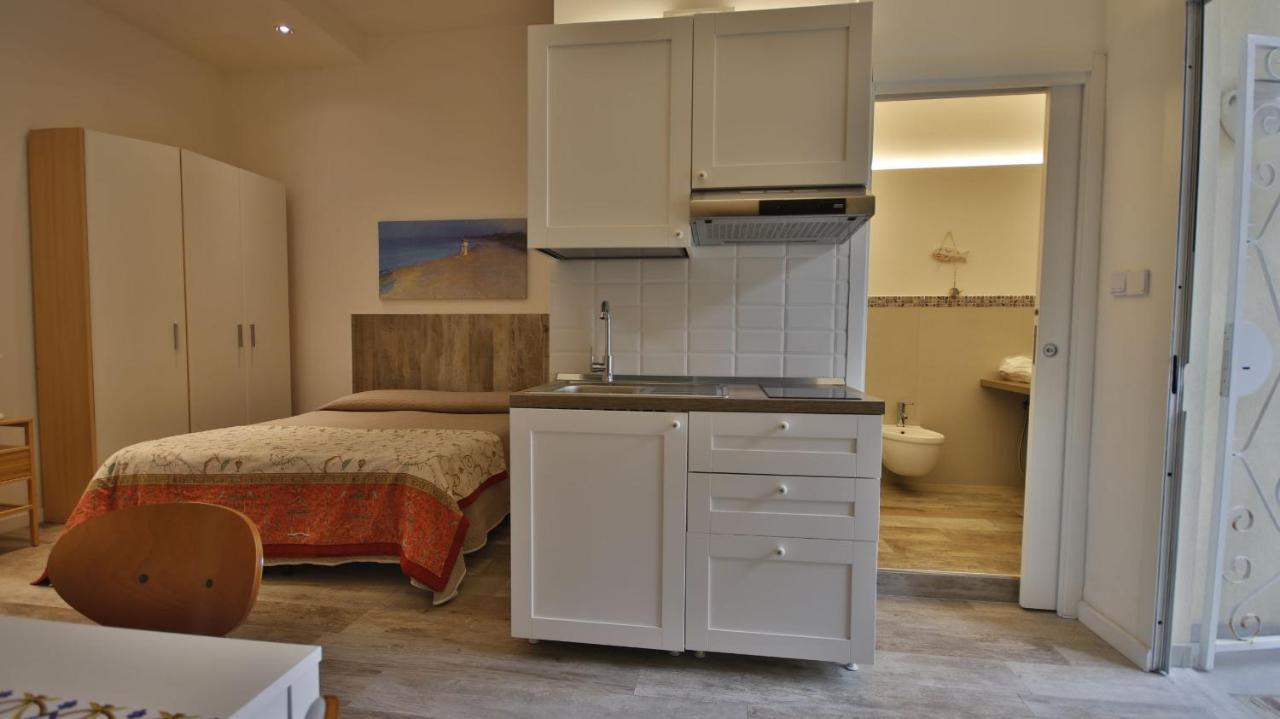 Casa Levante A 75 Mt Dalla Spiaggia Monopoli Exteriör bild