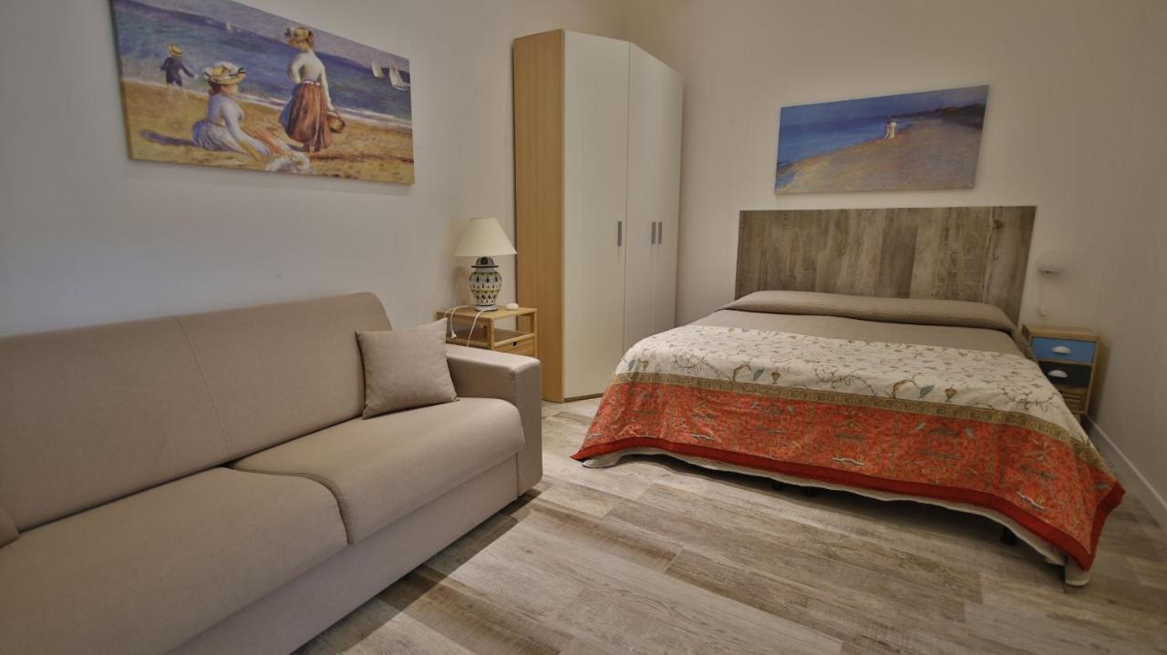 Casa Levante A 75 Mt Dalla Spiaggia Monopoli Exteriör bild