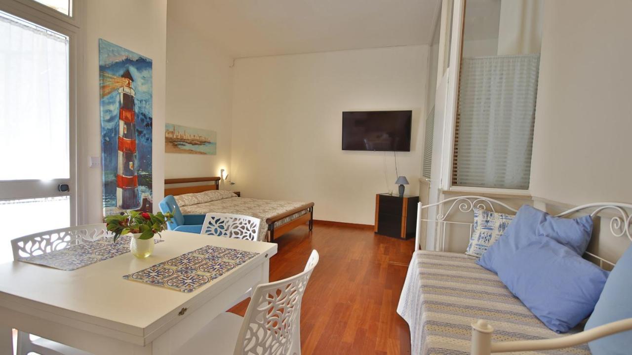 Casa Levante A 75 Mt Dalla Spiaggia Monopoli Exteriör bild